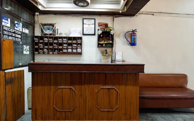 Goroomgo Hotel Manglam Kanpur