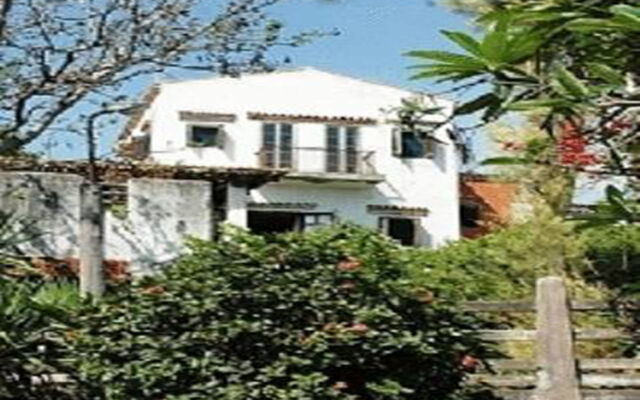 Отель Momchailai Beach Retreat вид на фасад