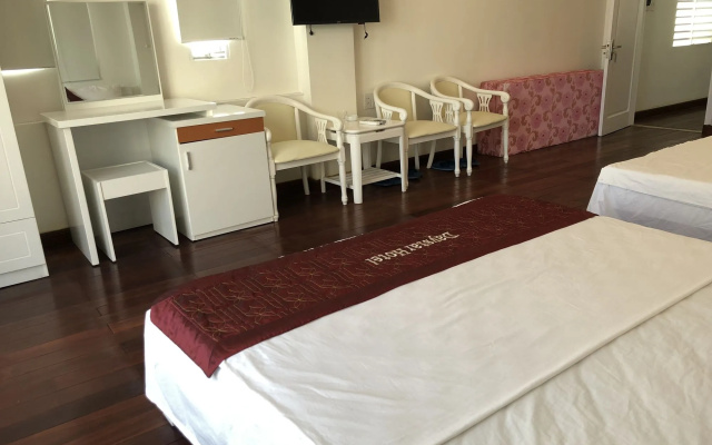 Daystar Hotel
