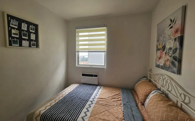 Cozy 3-bedroom Condo in Urban Deca Homes Ortigas Extension, Pasig
