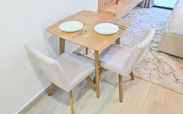 Luxury Studio in Azizi Riviera