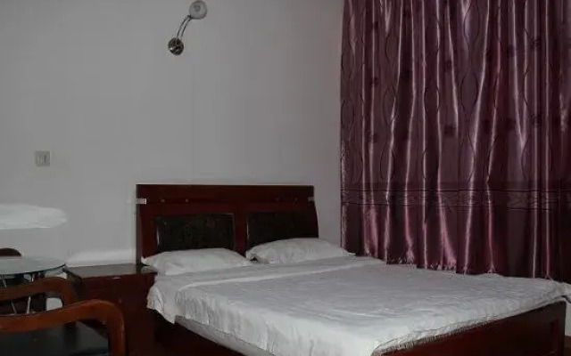 Yihong Hostel
