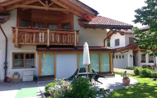 Bina House