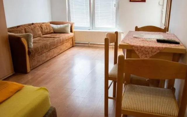 Panoráma Wellness Apartman Hotel