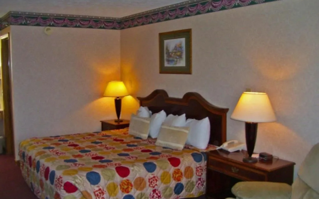 Colonial Inn