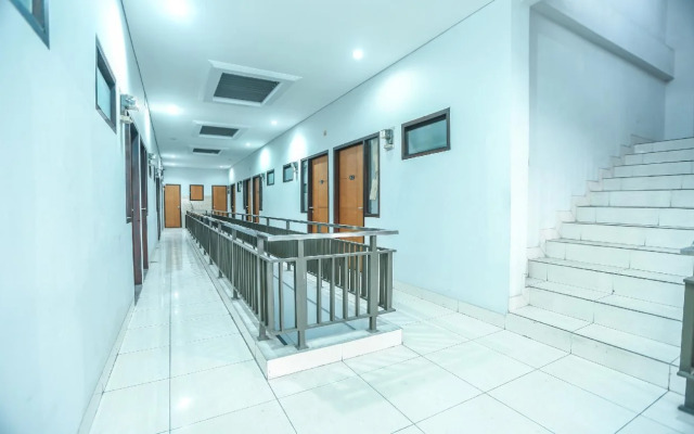 OYO 118 Dorothea Residence