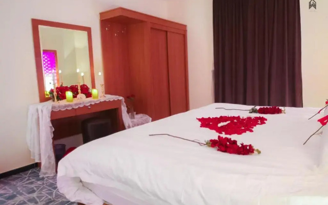 Loluat Al Matar Furnished Units