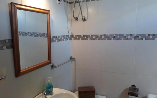 Apartamento con estacionamiento y excelente ubicación