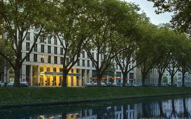 Отель InterContinental Düsseldorf вид на фасад