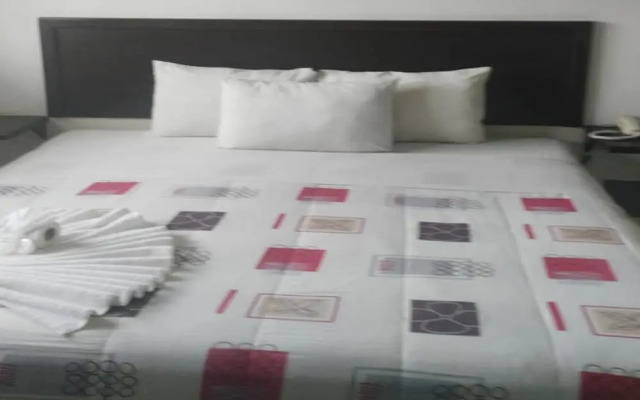 Hotel Edmagra Inn