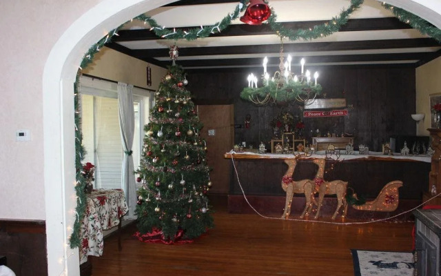 The Gingerbread Manor