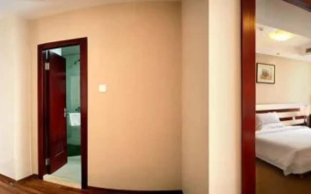 He Mei Holiday Bay Hotel