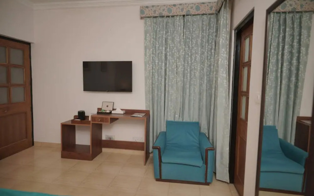Amritara Kasauli kollections