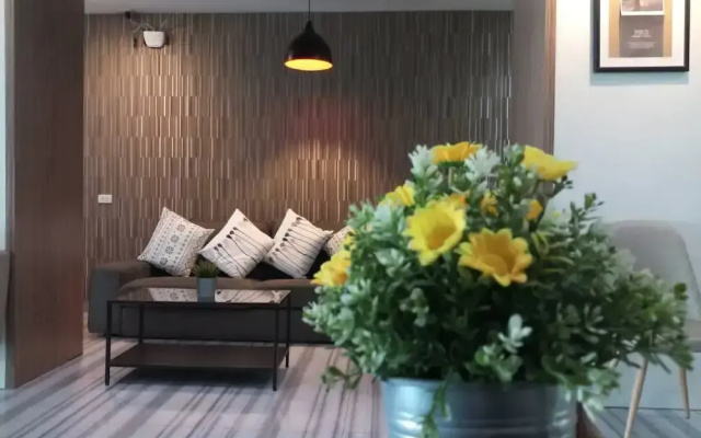 Ingnaam Hotel