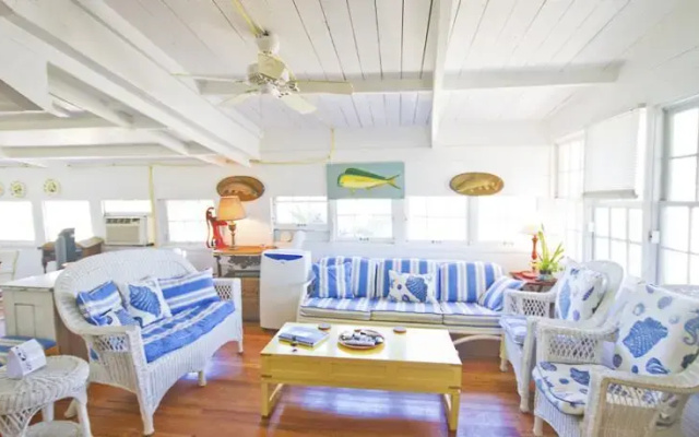 The Hut by Vacation Rental Pros