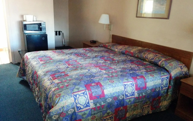 Economy Inn Safford