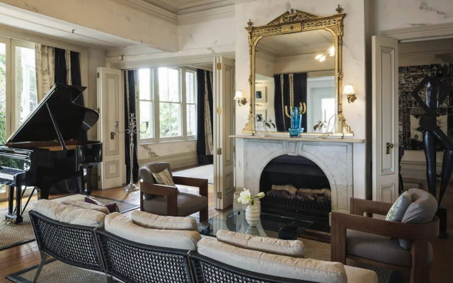 Mollies Boutique Hotel