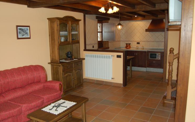 Casas de Aldea Peñanes