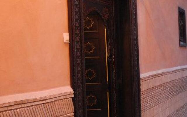 Отель Riad Ma Maison Марокко, Марракеш - отзывы, цены и фото номеров - забронировать отель Riad Ma Maison онлайн вид на фасад