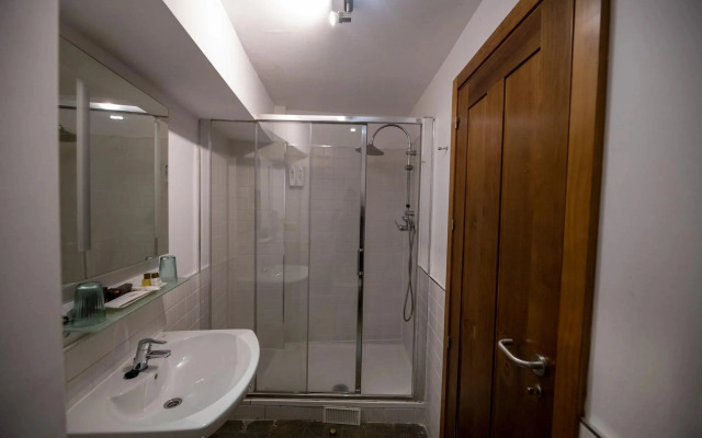 Hostel Mii Mercader De Sedas