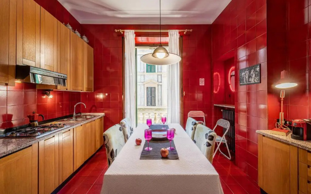 Billie's Flat RED - art & design apt in Verona historic centre