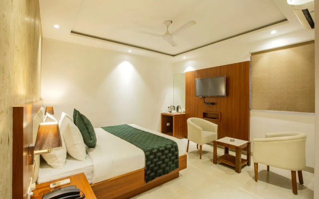 Fabhotel Skye Suites