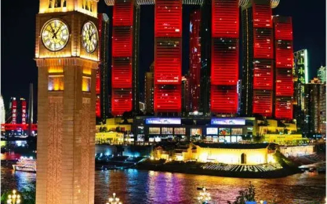 Chongqing • 100 Inn | WARMWIPEWHLBATHMERGEMNIMALMOD Hotel (Guanyinqiao Subway Station)