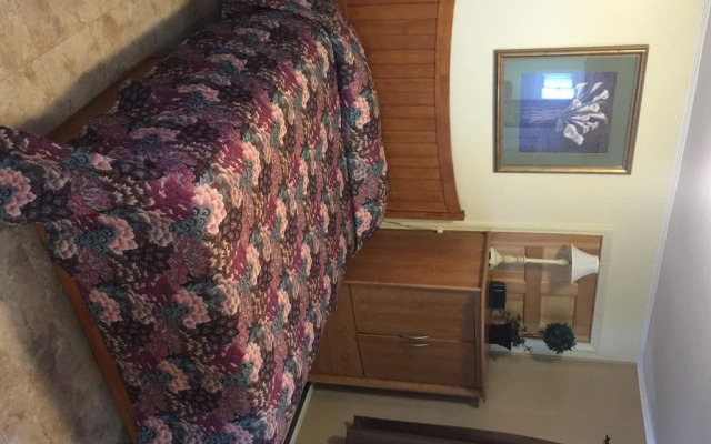 Lakeview Motel and Apartments