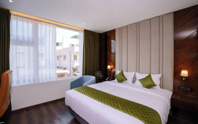 Hotel Paramos Meeds