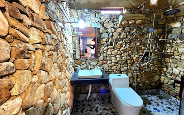 Homestay Khám Phá Y Tý
