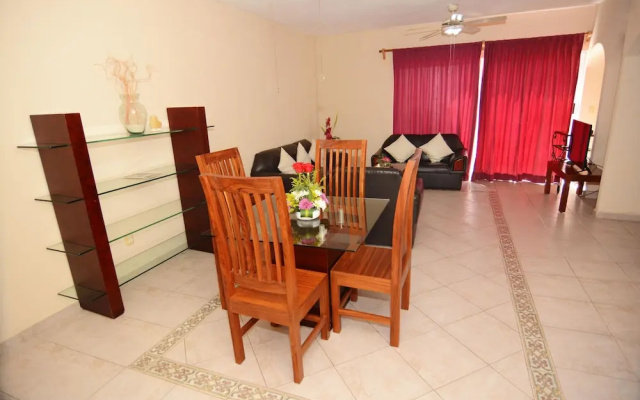 3 Br Apartment 2 Bathr Rinconada Del Sol