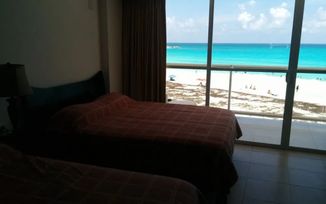 Cancun Zone Hotel