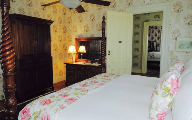 Burnap's Bed & Breakfast and Beyond