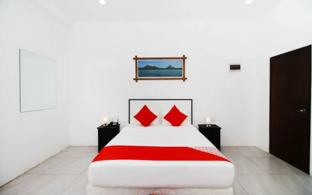OYO 300 Sinha Hotel