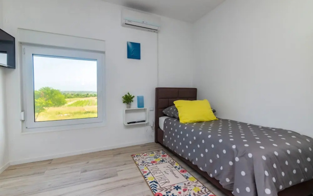 House Villa Ivona