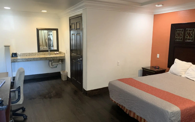 Santa Fe Inn Los Angeles