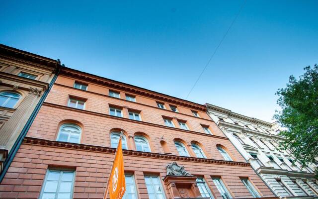 Отель ApartDirect Sveavagen Стокгольм вид на фасад
