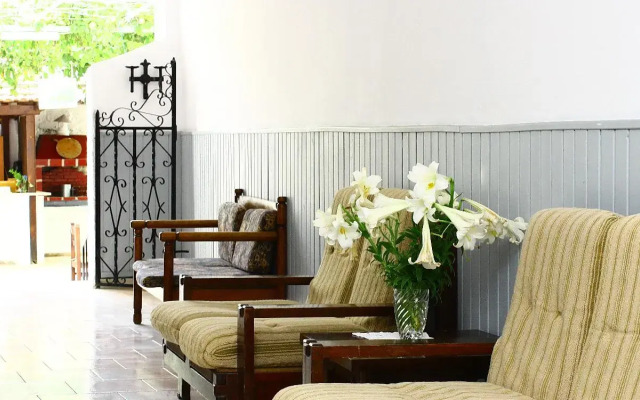 Lefka Hotel, Apartments & Studios