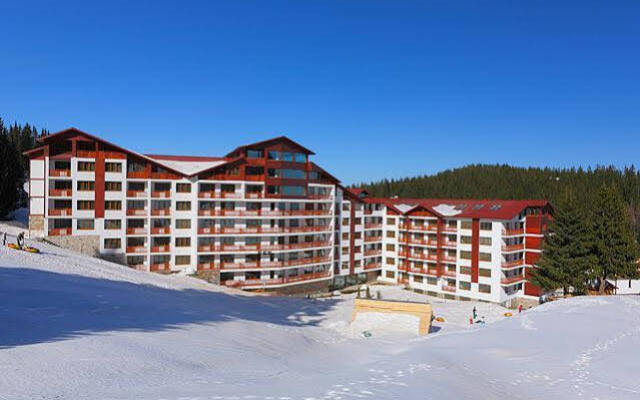 Отель Forest Nook Aparthotel Пампорово вид на фасад