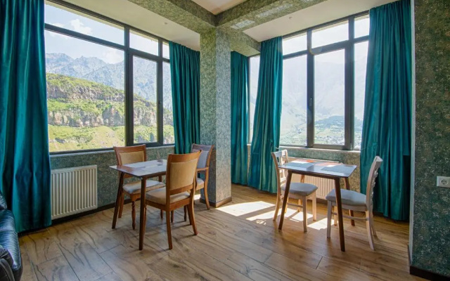 Hotel GENI Kazbegi