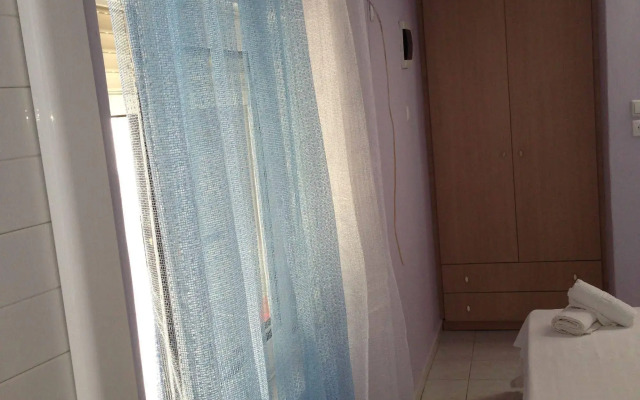 Zefyros Hotel