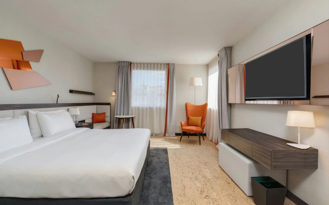 Doubletree By Hilton Paris Boulogne