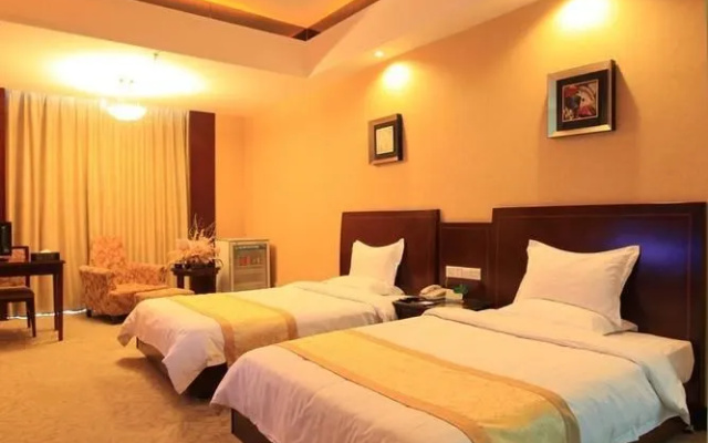 Hecheng Hotel