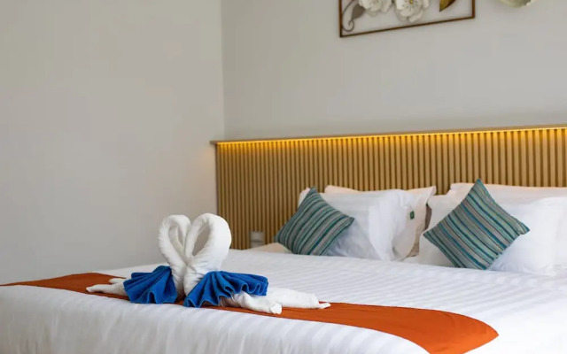 Andaman Sea Best Pool Access and Villas