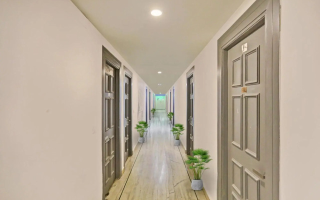 OYO Townhouse 1099 Jp Grand