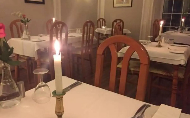Healey Hotel