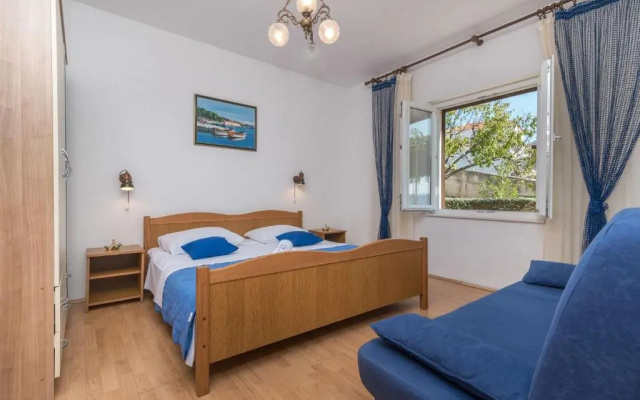 Apartments Vin - 40 m from sea