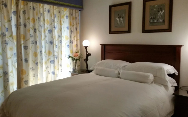 Royal Ridge Guest House and Apartments