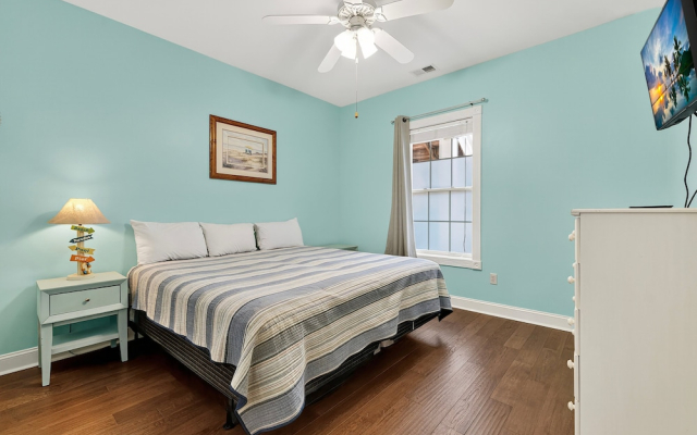 Magnolia Pointe Luster Leaf 4891-101