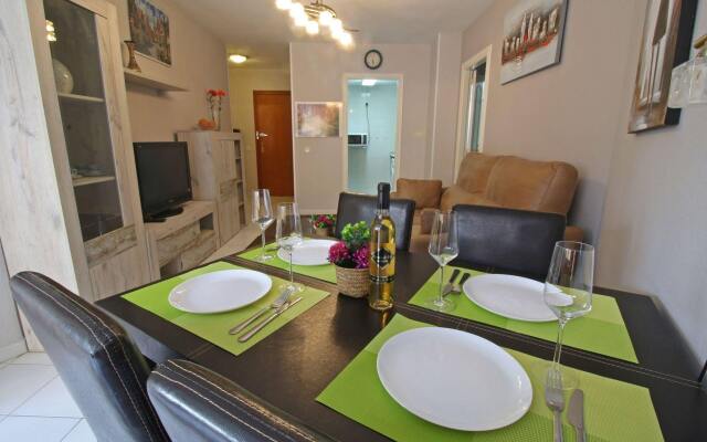Отель Apartamentos Apolo VII комната для гостей